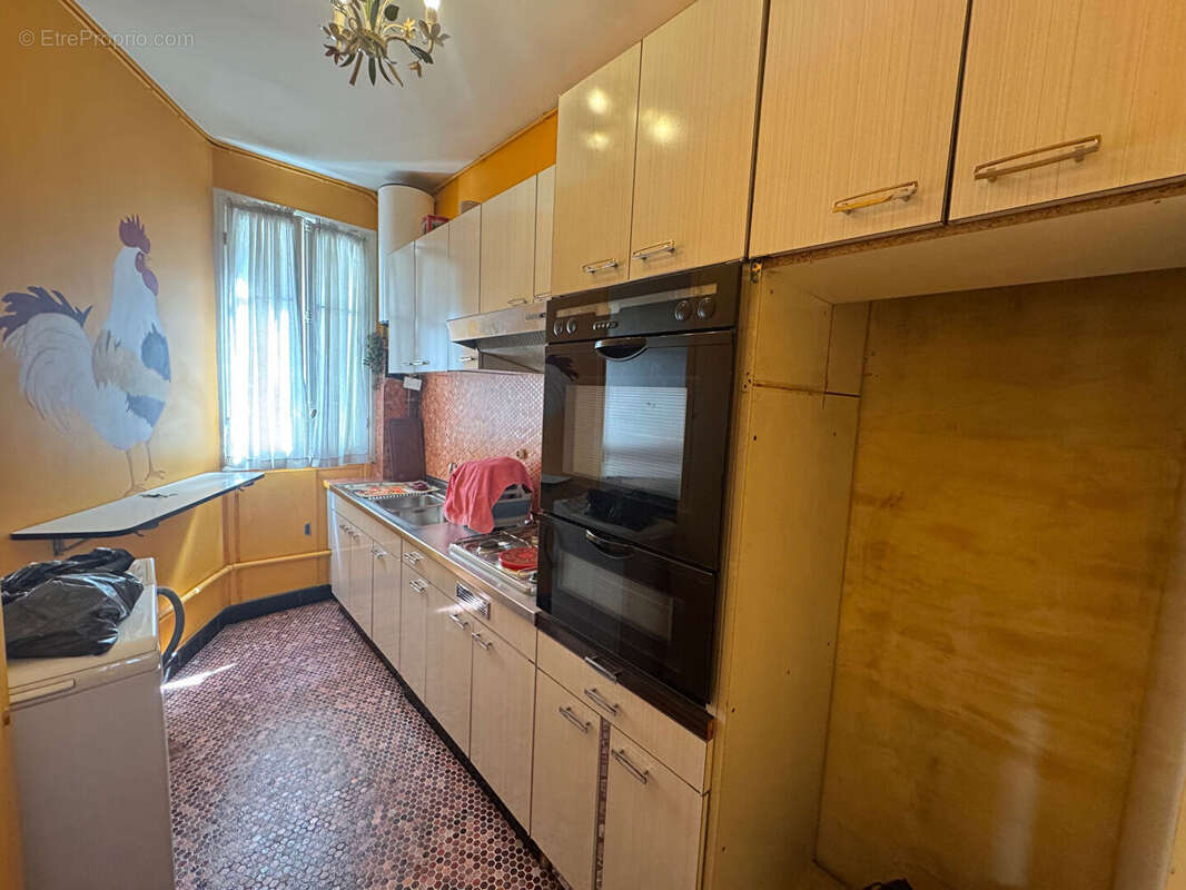 Appartement à PARIS-19E