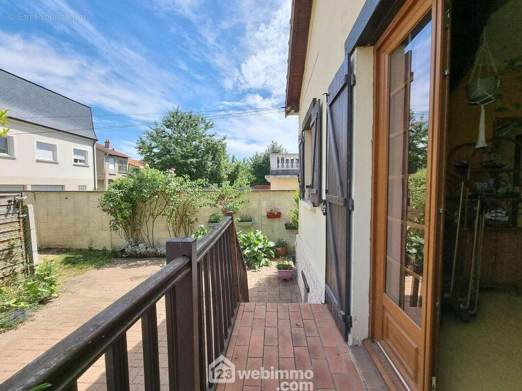 Maison à CHOISY-LE-ROI