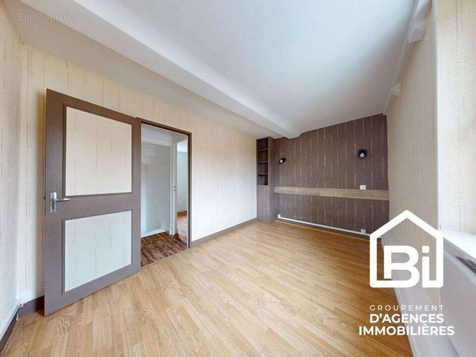 Maison à OUISTREHAM