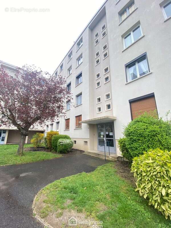 Dans un immeuble sécurisé et entretenu - Appartement à LAON