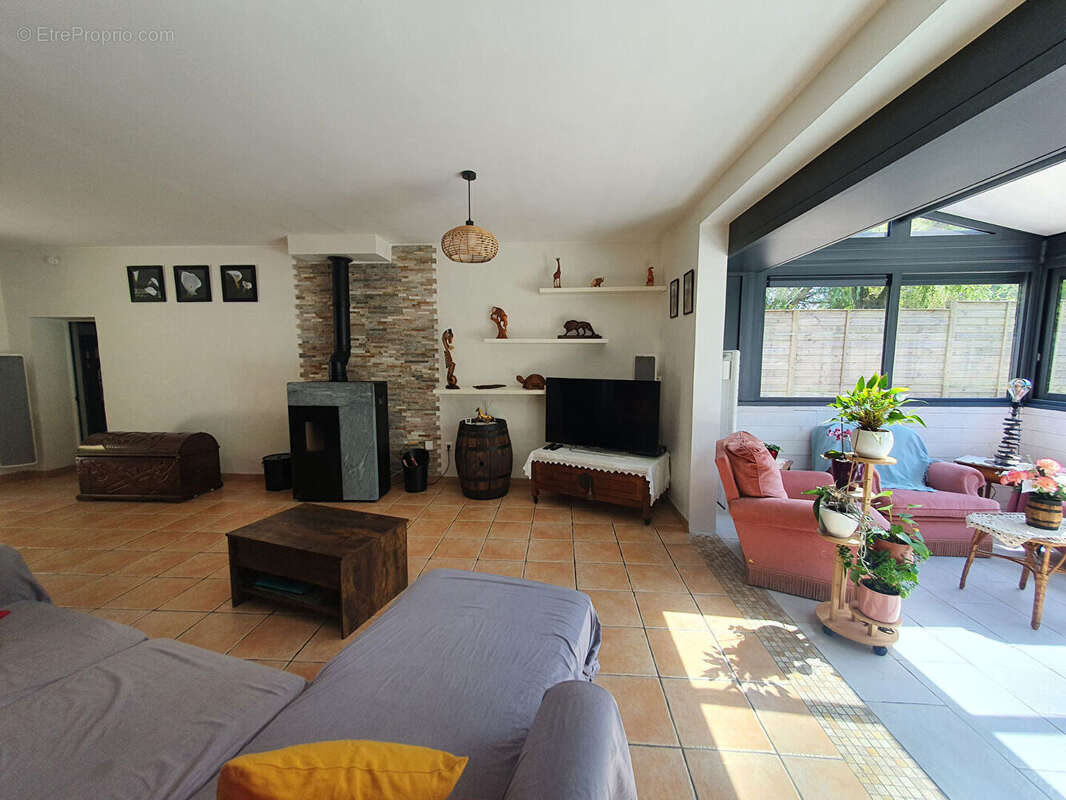 Maison à SAINT-LEGER-EN-YVELINES