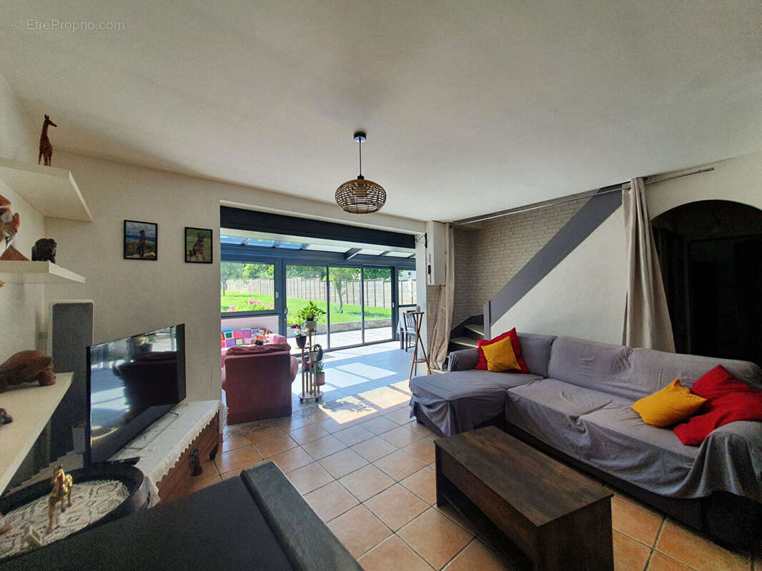 Maison à SAINT-LEGER-EN-YVELINES