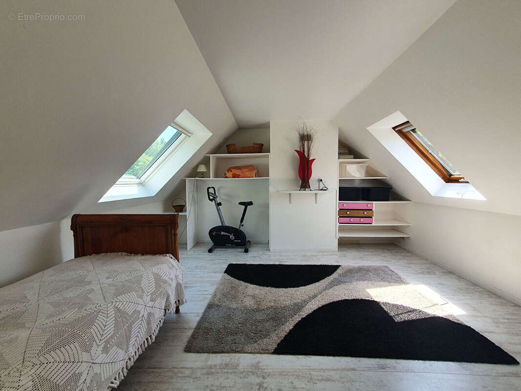 Maison à SAINT-LEGER-EN-YVELINES