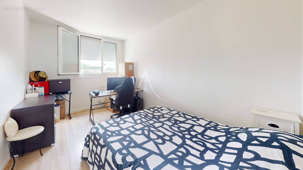 Appartement à CHILLY-MAZARIN