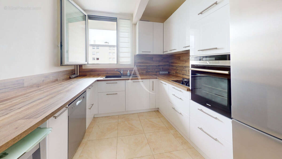 Appartement à CHILLY-MAZARIN