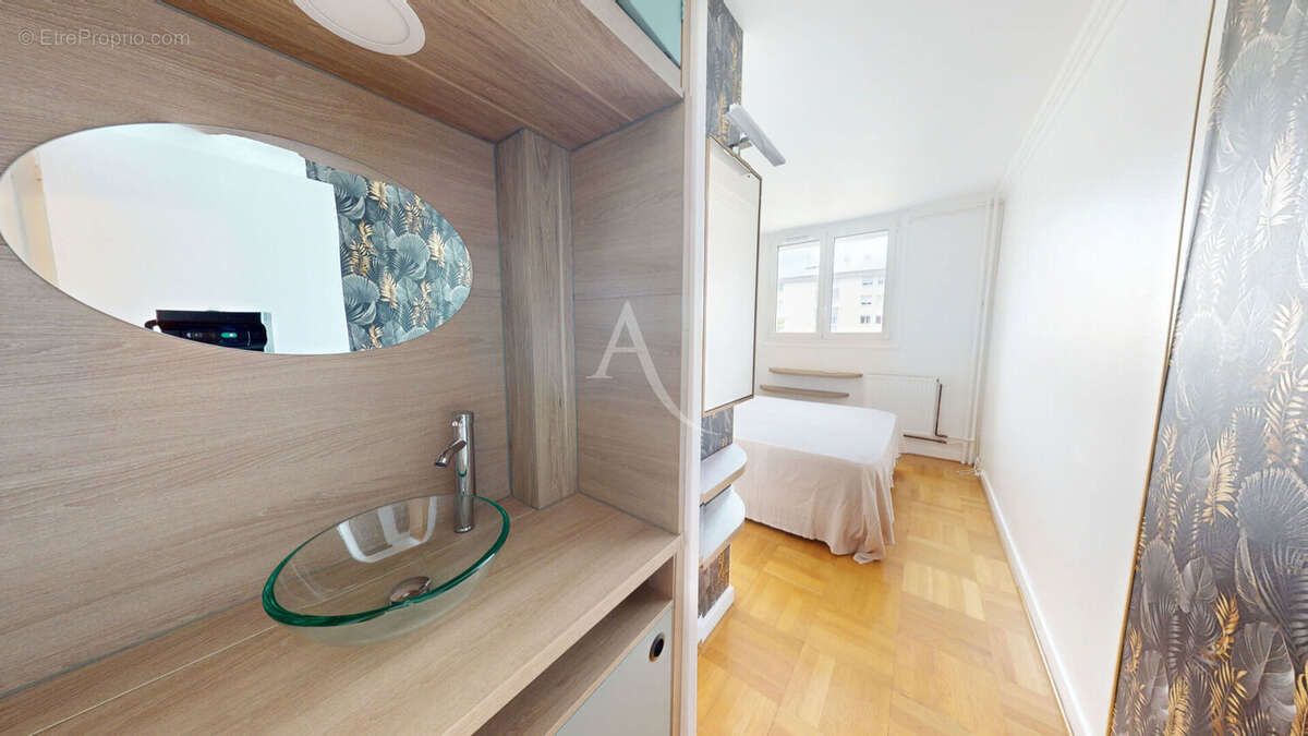 Appartement à CHILLY-MAZARIN