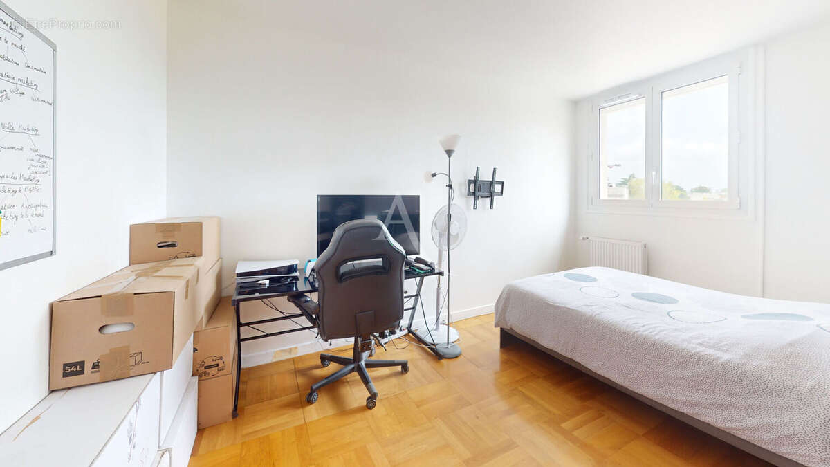 Appartement à CHILLY-MAZARIN