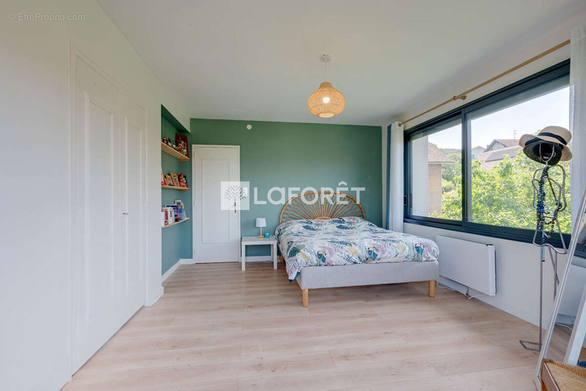 Maison à NEUVECELLE