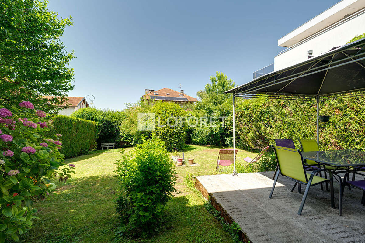 Maison à NEUVECELLE