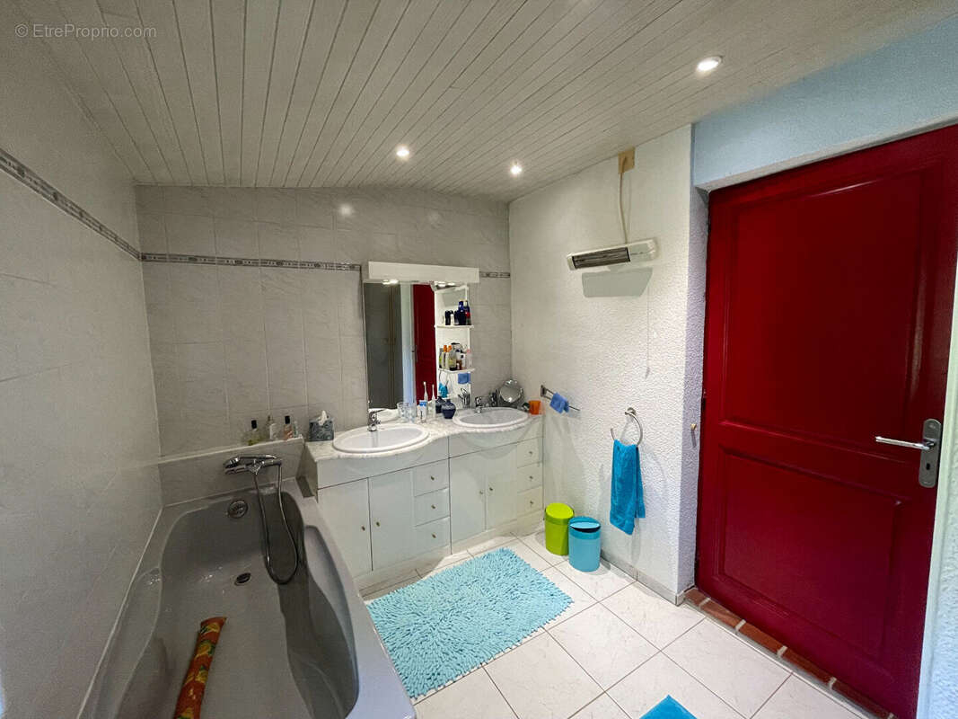 Maison à SAINT-GERMAIN-DU-BOIS