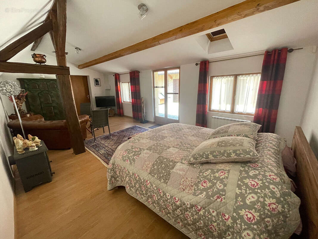 Maison à SAINT-GERMAIN-DU-BOIS