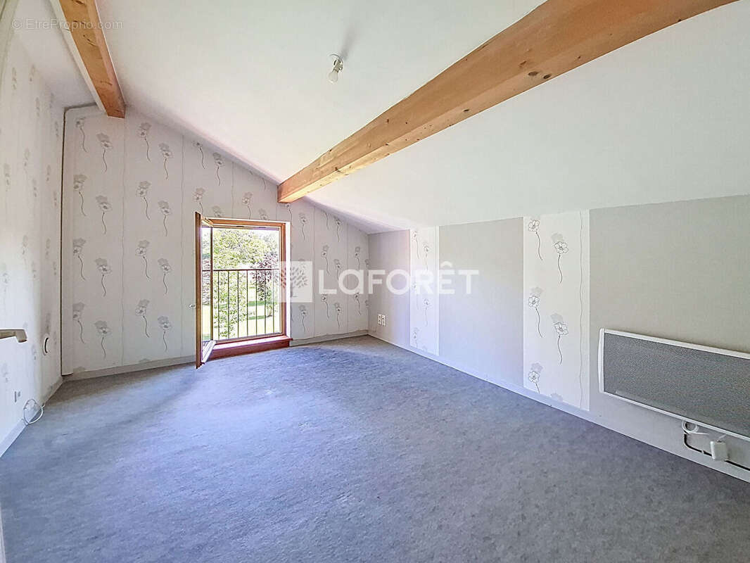 Maison à BELLEVILLE