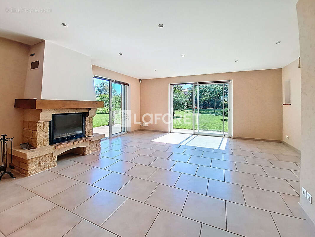 Maison à BELLEVILLE