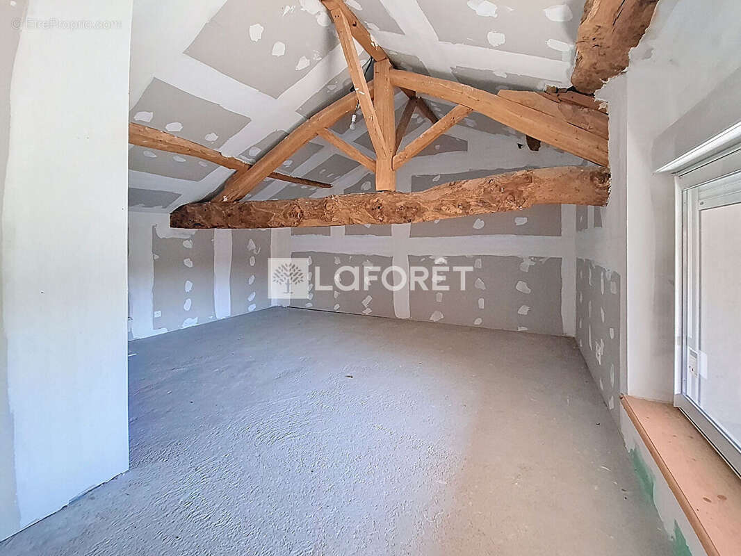 Maison à BELLEVILLE