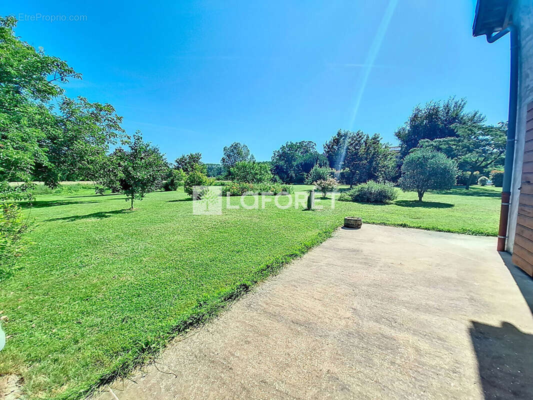 Maison à BELLEVILLE