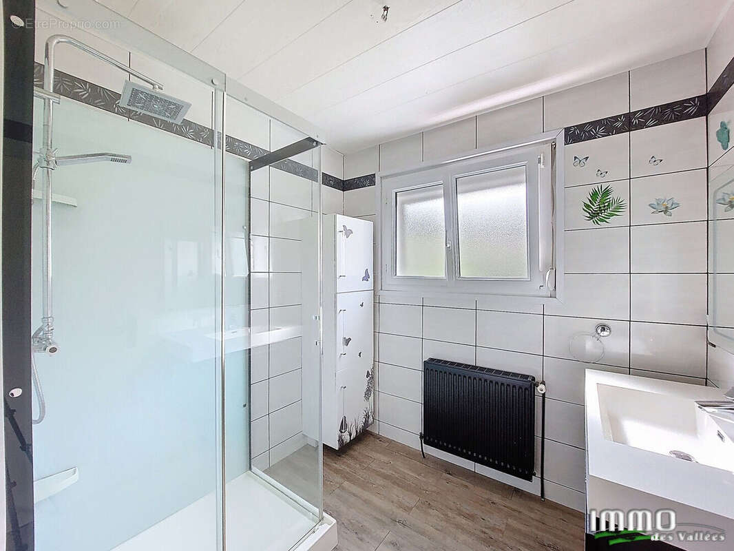 Maison à SAINT-MAURICE-SUR-MOSELLE