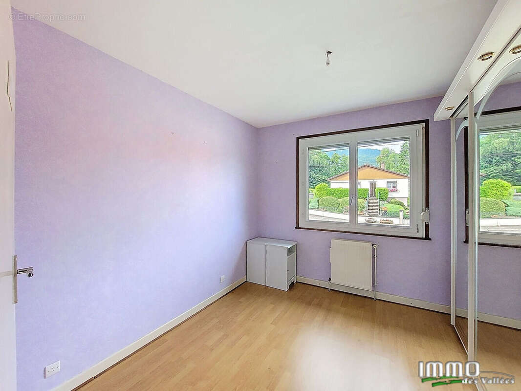 Maison à SAINT-MAURICE-SUR-MOSELLE