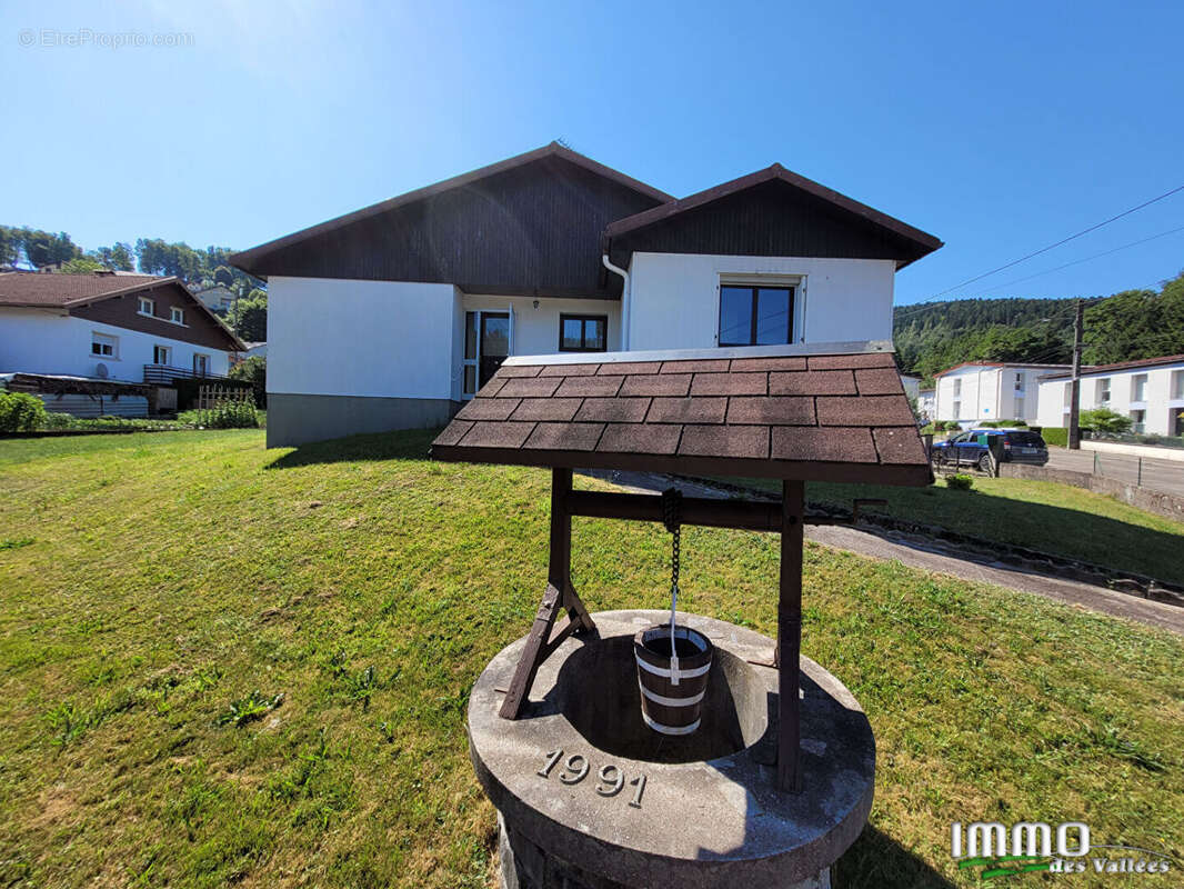 Maison à SAINT-MAURICE-SUR-MOSELLE