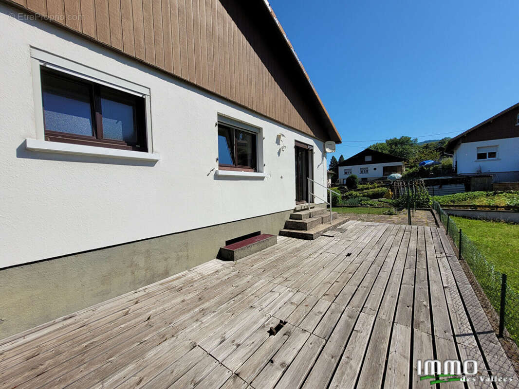 Maison à SAINT-MAURICE-SUR-MOSELLE