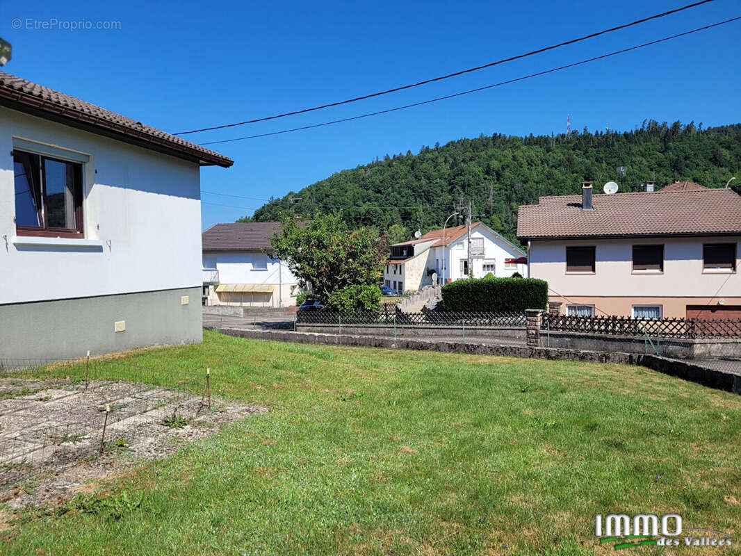 Maison à SAINT-MAURICE-SUR-MOSELLE