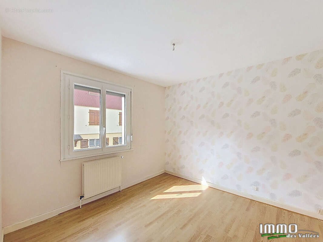 Maison à SAINT-MAURICE-SUR-MOSELLE