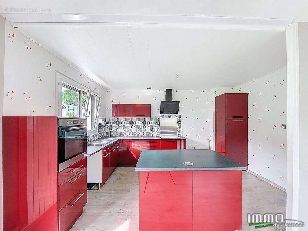 Maison à SAINT-MAURICE-SUR-MOSELLE