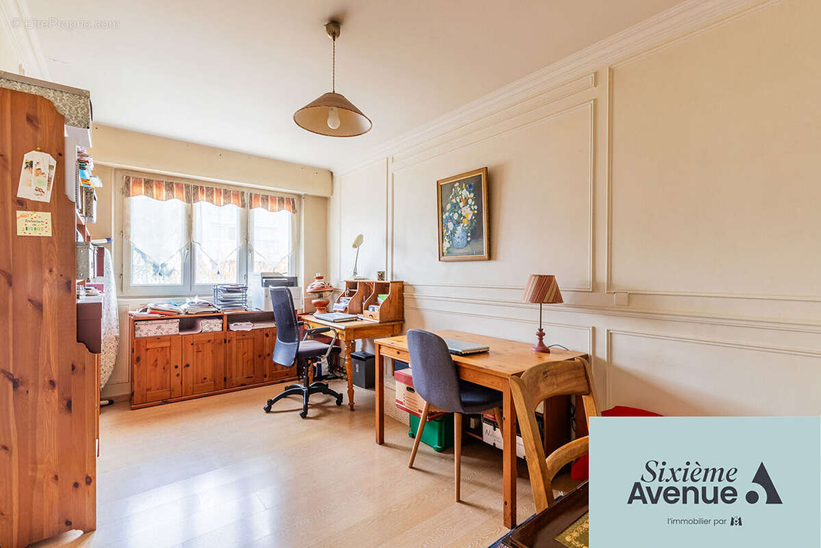 Appartement à CHILLY-MAZARIN