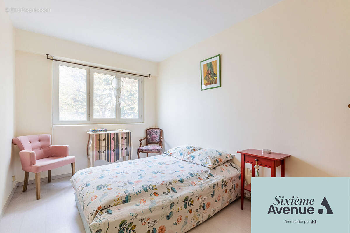 Appartement à CHILLY-MAZARIN