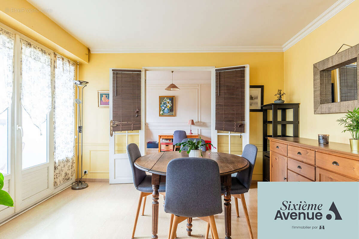 Appartement à CHILLY-MAZARIN