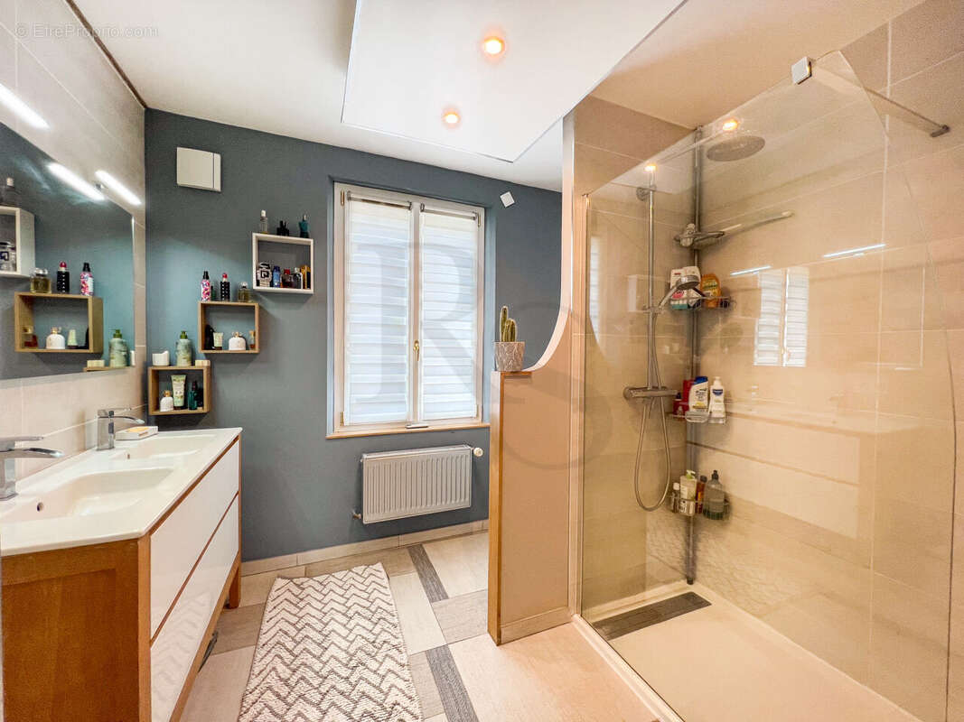 Maison à LE MERLERAULT