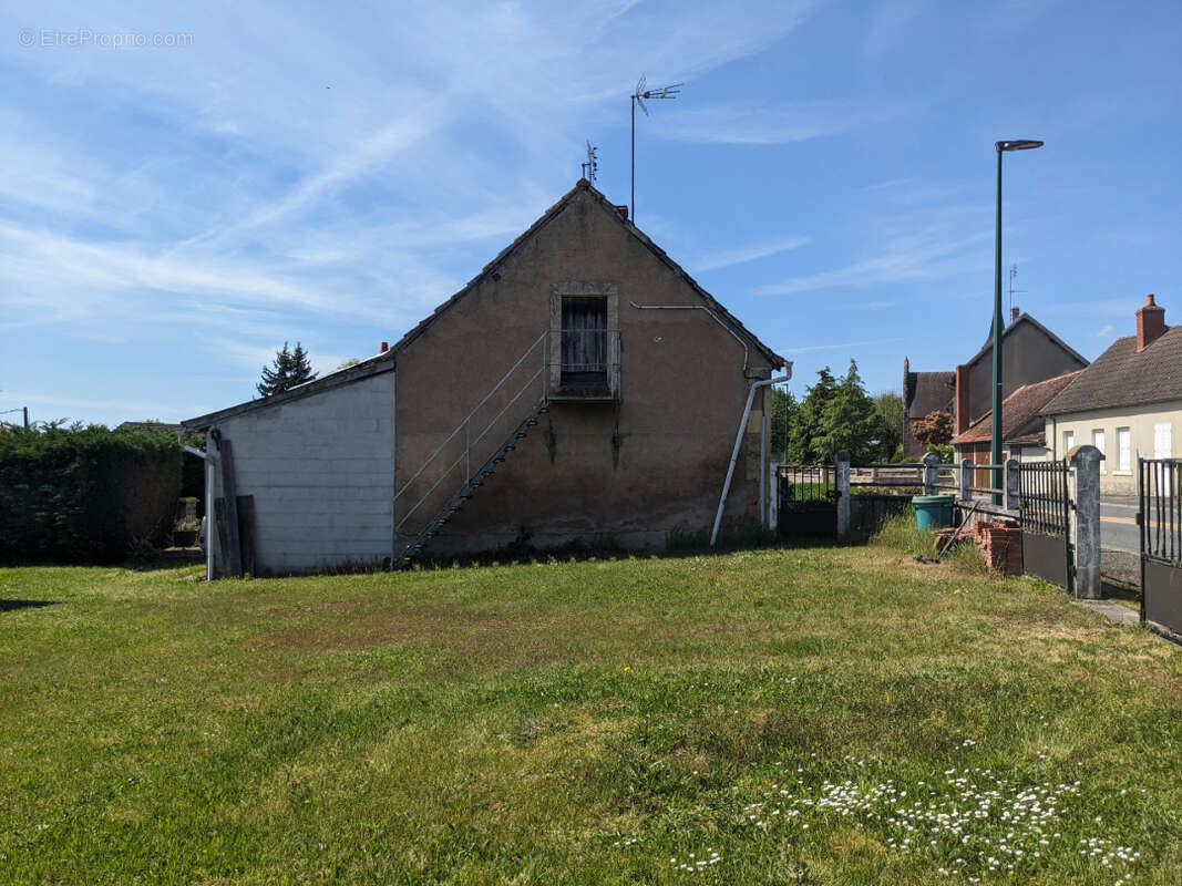 Maison à ISLE-ET-BARDAIS