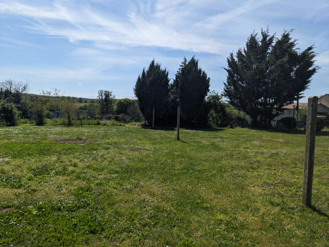 Maison à ISLE-ET-BARDAIS