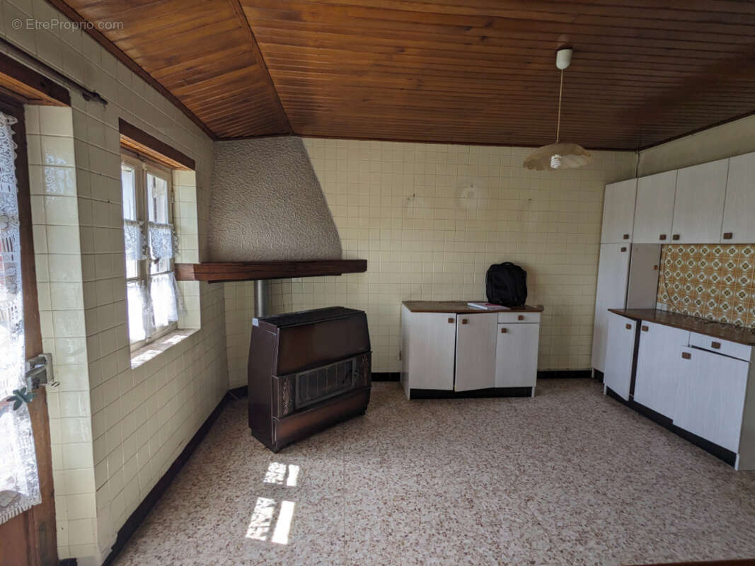 Maison à ISLE-ET-BARDAIS