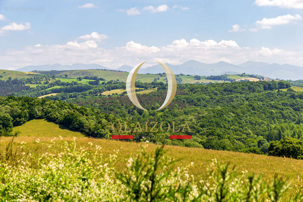 Maison à BEYRIE-SUR-JOYEUSE