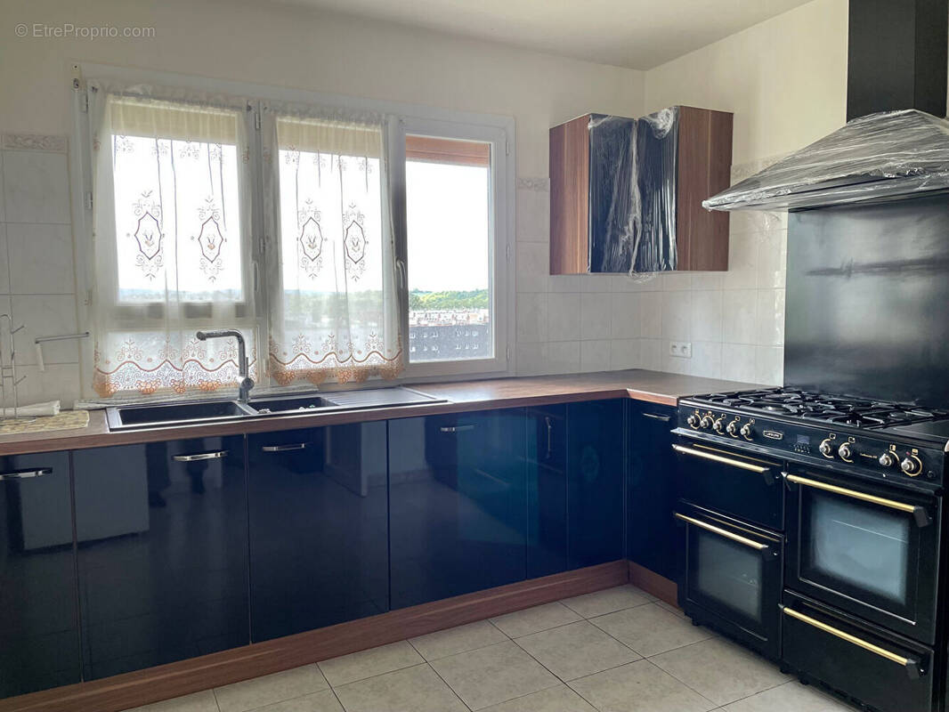 Appartement à MANTES-LA-JOLIE