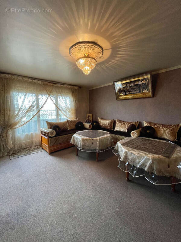 Appartement à MANTES-LA-JOLIE