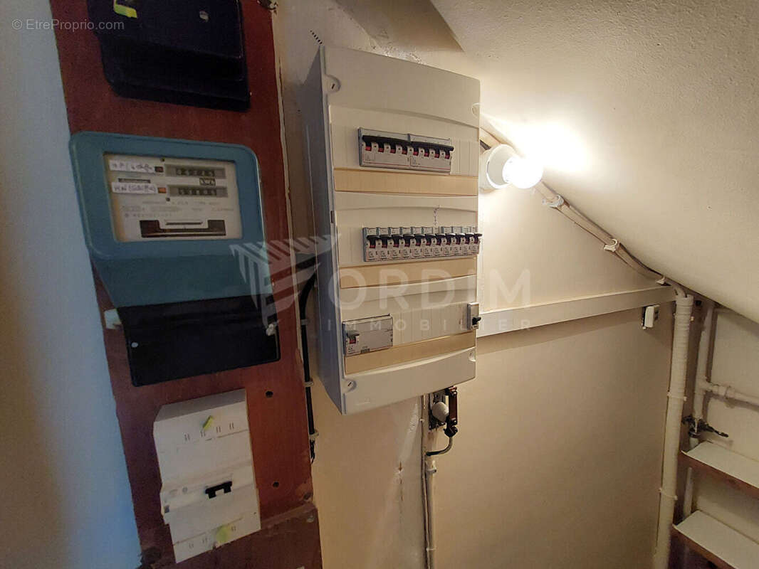 Maison à VILLENEUVE-SUR-YONNE