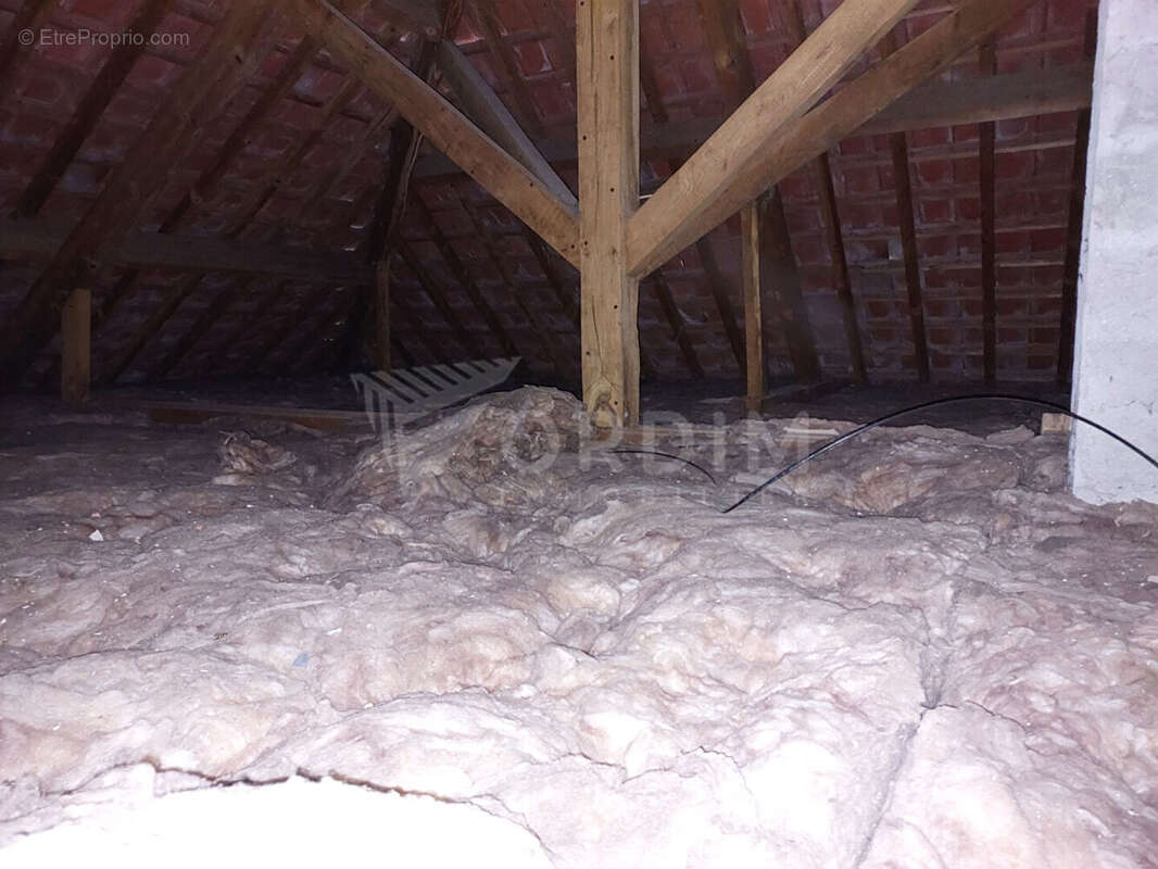 Maison à VILLENEUVE-SUR-YONNE