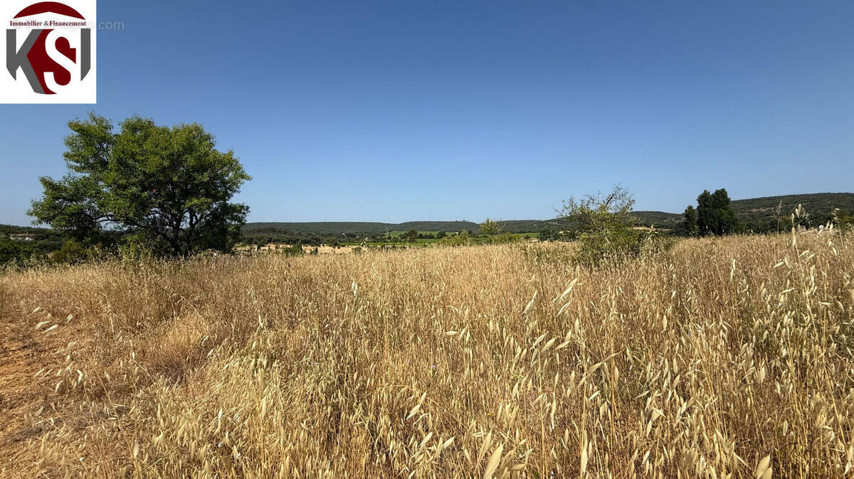 Terrain à BRUE-AURIAC