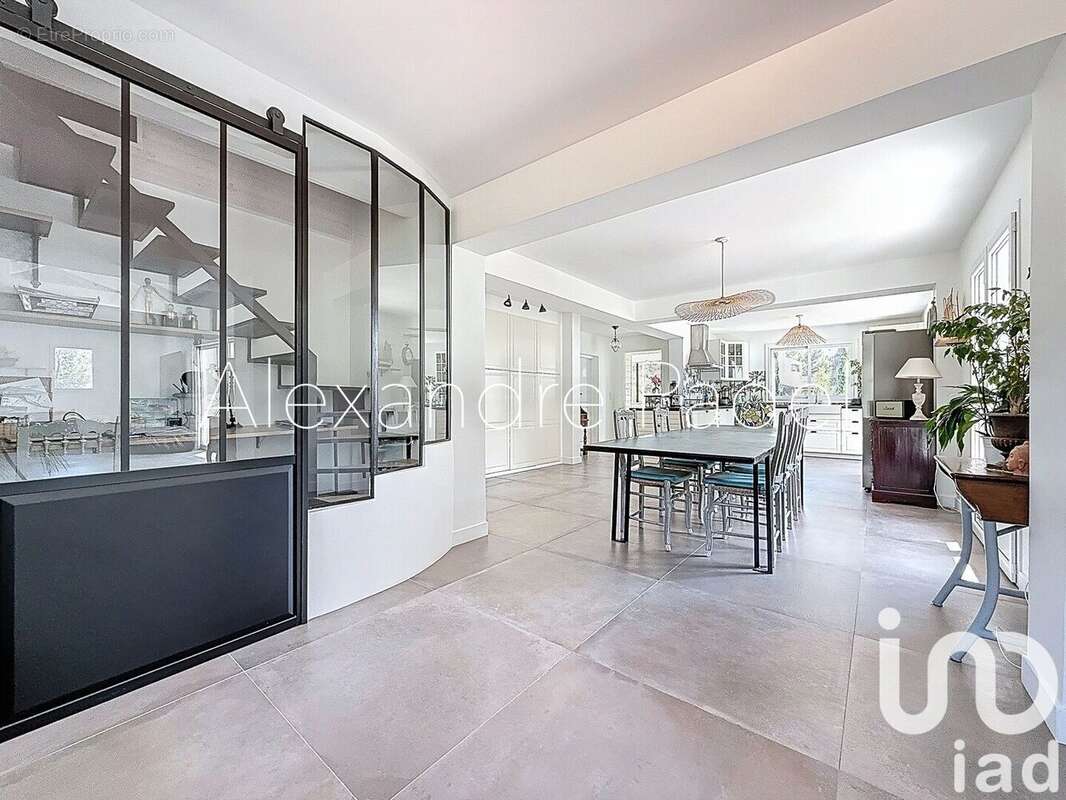 Photo 4 - Maison à CARQUEIRANNE