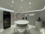 Photo 1 - Commerce à PARIS-9E