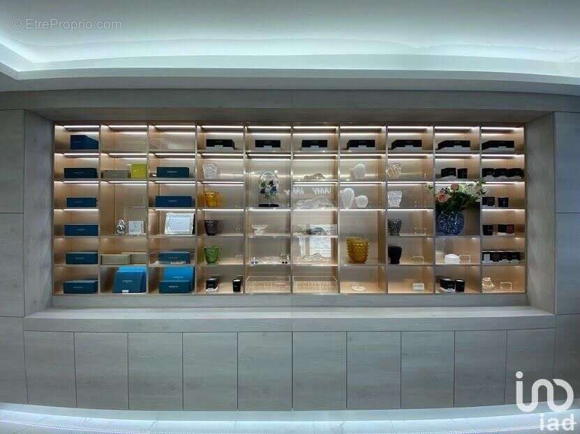 Photo 2 - Commerce à PARIS-9E