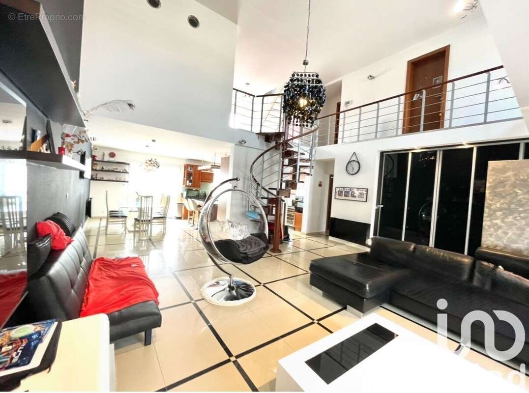 Photo 3 - Maison à VILLECRESNES