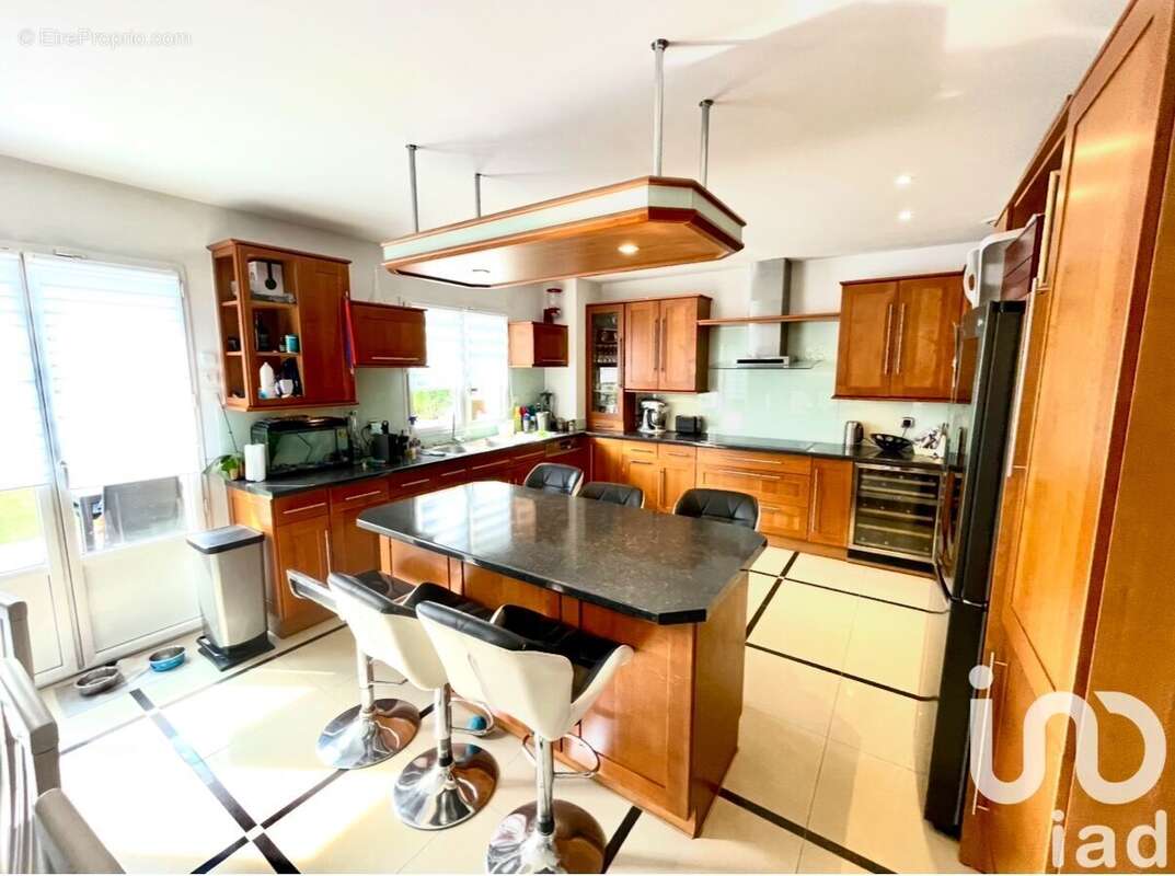 Photo 7 - Maison à VILLECRESNES