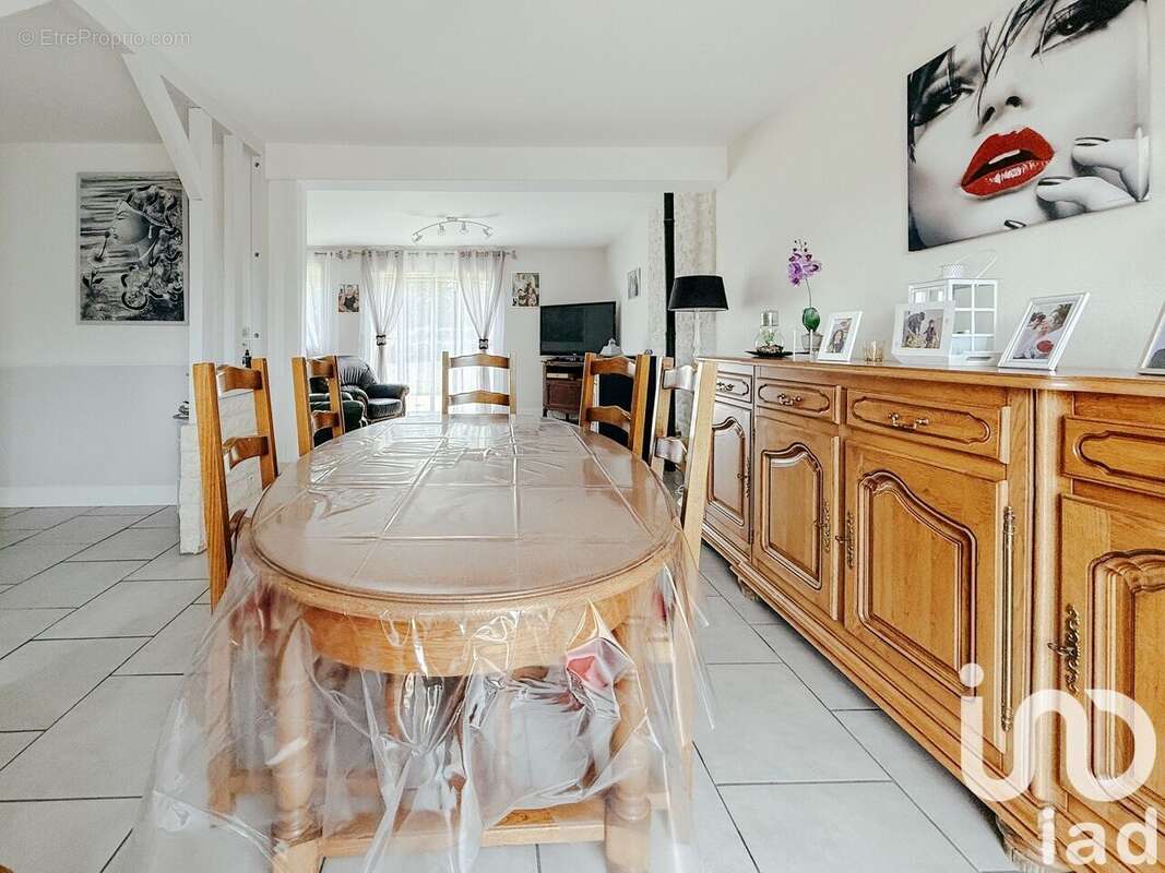 Photo 3 - Maison à REUX