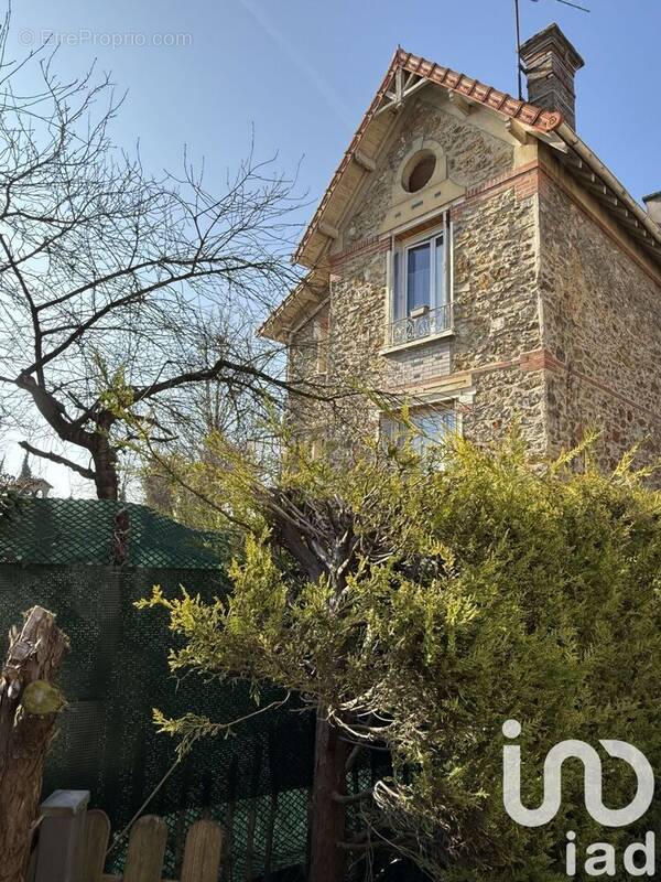 Photo 1 - Maison à VAIRES-SUR-MARNE