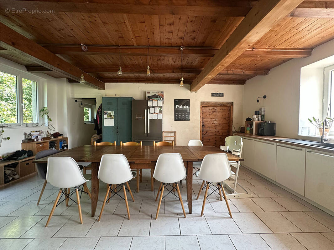 Maison à RAVILLOLES