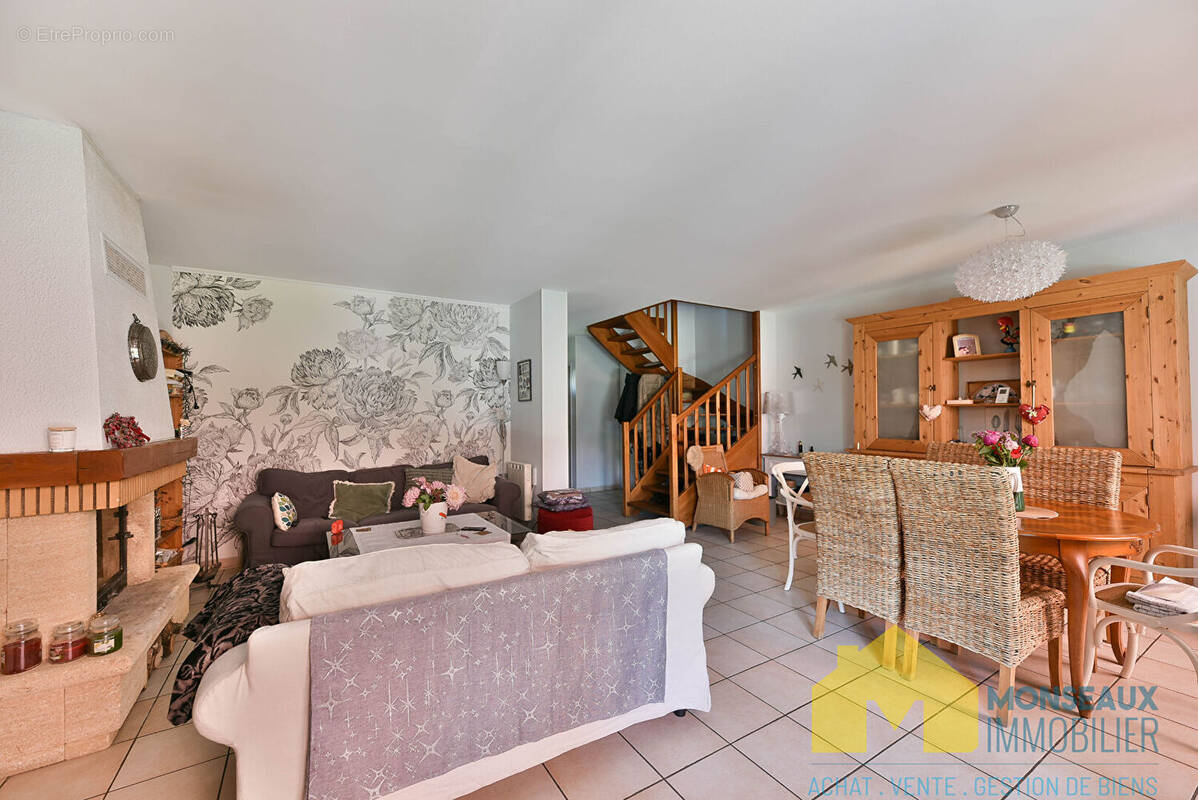 Maison à VILLEMOISSON-SUR-ORGE