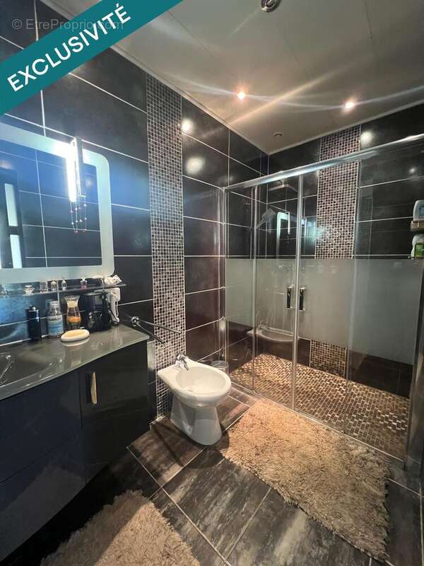 Photo 9 - Maison à LE REVEST-LES-EAUX