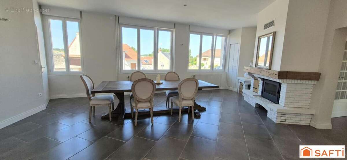 Photo 4 - Maison à MAGNEUX